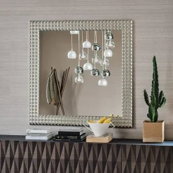 1. Design moderno ed elegante.2. Realizzato con materiali di qualità.3. Disponibile in diverse dimensioni. 4. Facile da installare. 5. Garantito dal marchio Cattelan Italia.