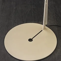 1. Design moderno ed elegante.2. Illuminazione a LED. 3. Ribasso esclusivo. 4. Facile da installare. 5. Garanzia di qualità Cattelan Italia.