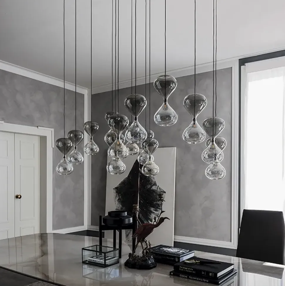 1. Design moderno ed elegante. 2. Cristallo di qualità. 3. Prezzo scontato. 4. Facile da installare. 5. Marca Cattelan Italia.