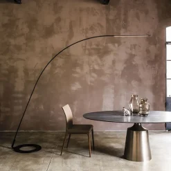 1. Design moderno ed elegante. 2. Illuminazione a LED di alta qualità. 3. Facile da installare. 4. Garanzia di 2 anni. 5. Prodotto da Cattelan Italia.