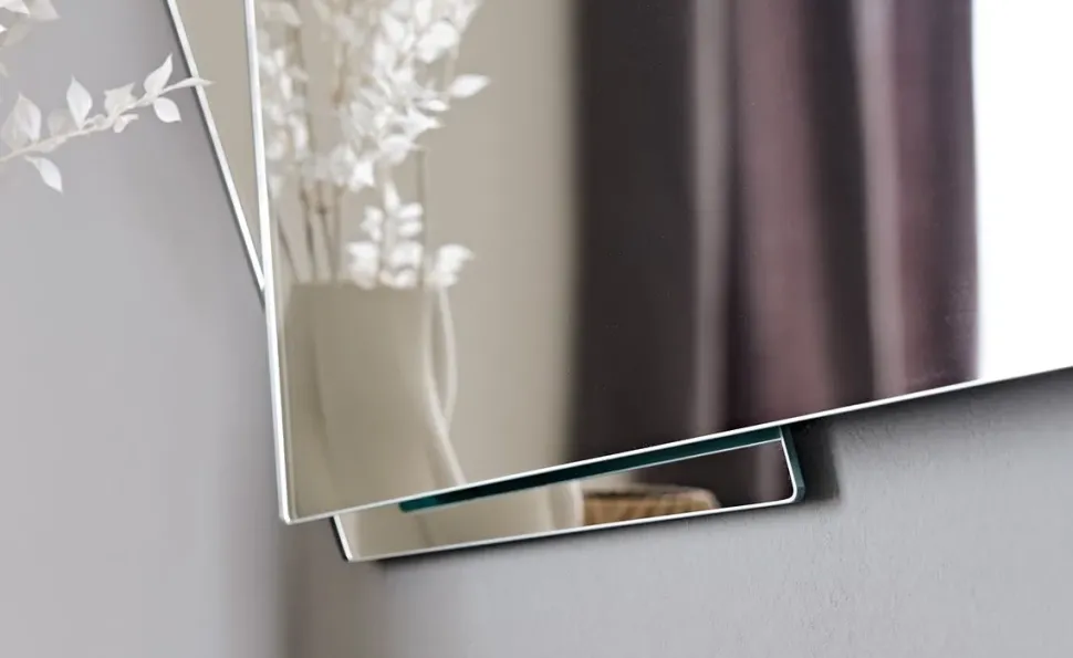 1. Design moderno ed elegante.2. Prezzo Outlet.3. Facile da installare.4. Rifiniture di qualità.5. Prodotto Made in Italy.