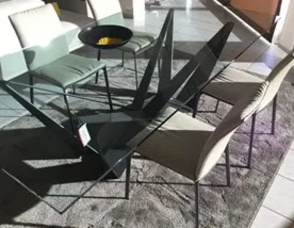 1. Design moderno ed elegante. 2. Vetro resistente. 3. Facile da pulire. 4. Offerta Outlet. 5. Facile da montare.