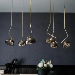 1. Design moderno ed elegante.2. Prezzo outlet.3. Illuminazione regolabile.4. Facile da installare.5. Garanzia di qualità.