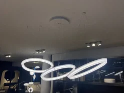 A sospensione Halo circular Collezione esclusiva a prezzo Outlet