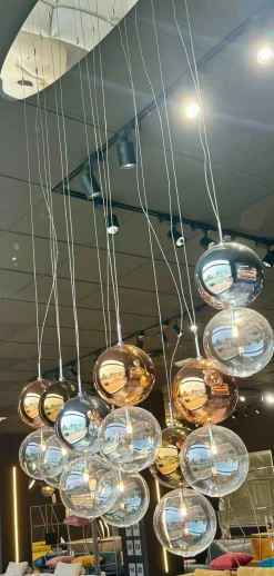 A sospensione stile Design Apollo Cattelan italia in saldo