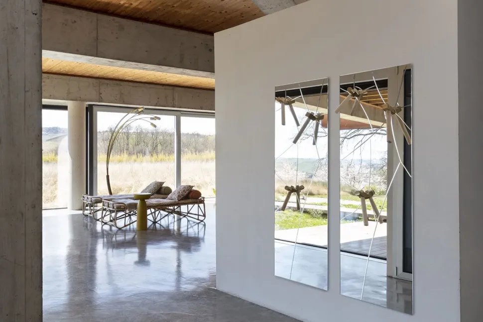 Appendiabiti Bastaaa di Mogg in stile design