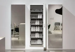 Appendiabiti Boxone coat Kristalia in specchio a prezzo scontato