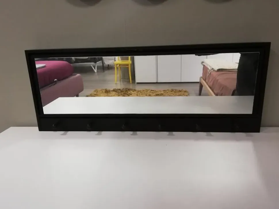 Appendiabiti modello Andrea Flou a prezzo scontato