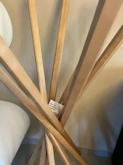 Appendiabiti modello Zanotta sciangai rovere naturale  Zanotta a prezzo ribassato