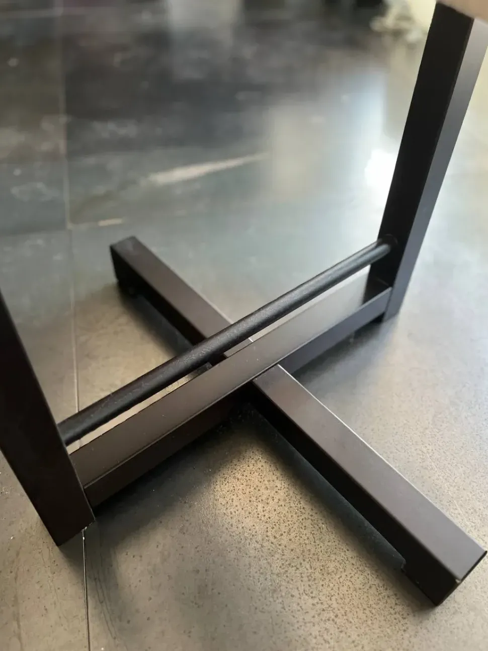 Appendiabiti Porta abiti Axil in legno a prezzo scontato