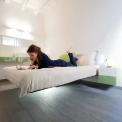 Approfitta dello sconto 25% sul letto Fluttua di Lago