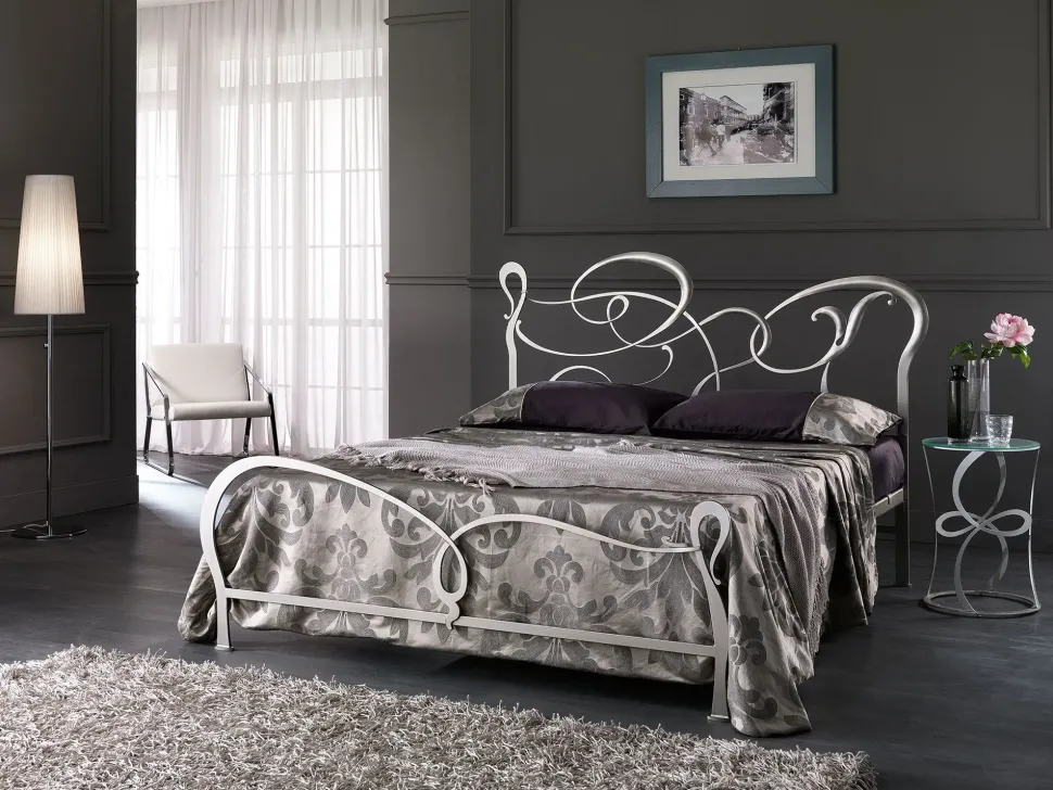 Approfitta dello sconto 45% sul letto Letto in ferro battuto foglia argento made in italy di Md work