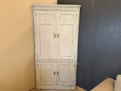 Armadio Angoliera dialma brown  Dialma brown a due ante a prezzo scontato