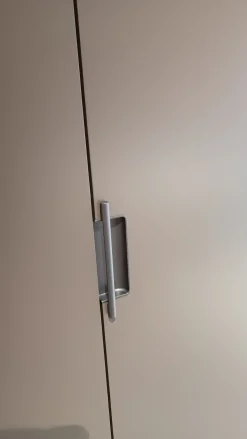 Armadio ante battenti in laccato opaco Atelier di Adok