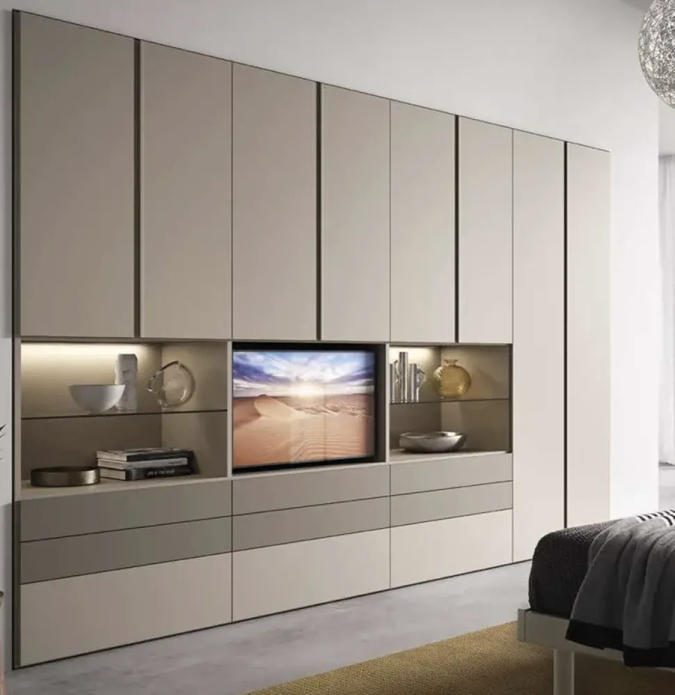 Armadio ante battenti in laminato opaco Duepuntocinque vani di Ime arredamenti