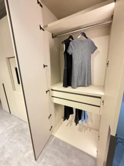 Armadio ante battenti in laminato materico Odeon tratto di Sangiacomo