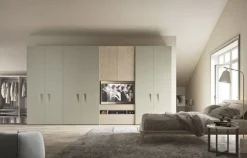 Armadio ante battenti in laccato opaco Armadio porta-tv mod.jackie di ballancin in promo-sconto del 40% Ballancin scontato
