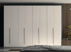 Armadio ante battenti in laminato materico White oak di Collezione esclusiva