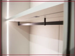 Armadio ante scorrevoli in legno Sintesi di Sangiacomo