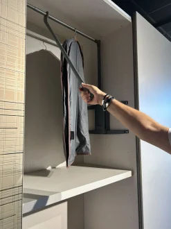 Armadio ante scorrevoli in laminato opaco Smart di Tomasella