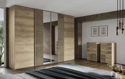 Armadio Armadio a 4 ante scorrevoli mod.evox cob specchi esterni in promo-sconto del 50% Dal cin con ante scorrevoli SCONTATO a PREZZI OUTLET