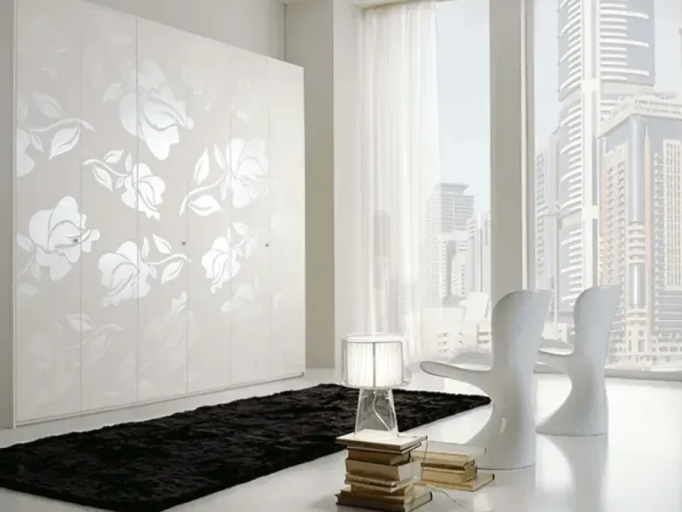 ARMADIO Armadio modello fiorile in tamburato con motivi floreali realizzati manualmente in promo-sconto del 40% Cam armadi in OFFERTA OUTLET