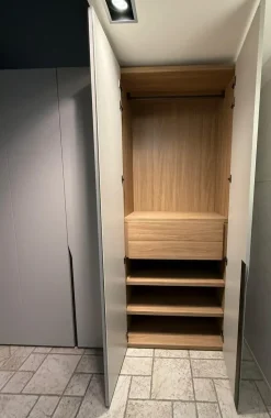 Armadio Armadio modello manhattan Pianca con ante battenti SCONTATO a PREZZI OUTLET