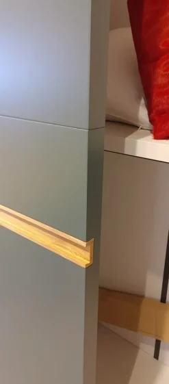 Armadio Armadio solano scorrevole di Moretti compact A PREZZO SCONTATO 30%