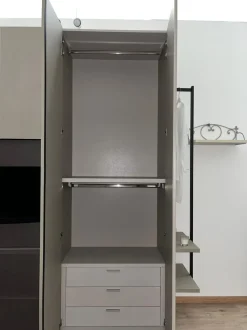 Armadio Armadio visual  realizzato in laminato materico di Orme scontato -36%