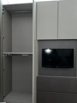 Armadio Armadio visual realizzato in laminato materico di Orme scontato -36%