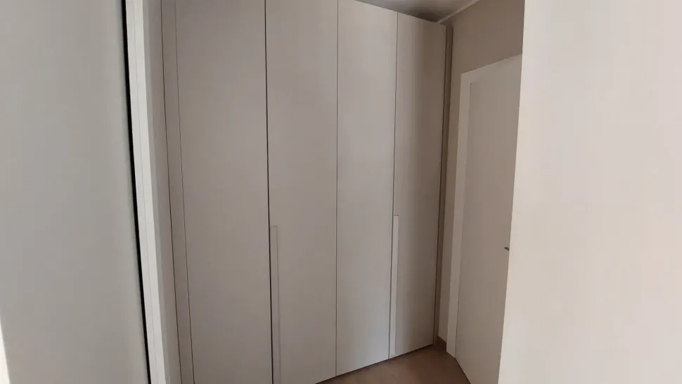 Armadio Armadio zed Mab con ante battenti SCONTATO a PREZZI OUTLET