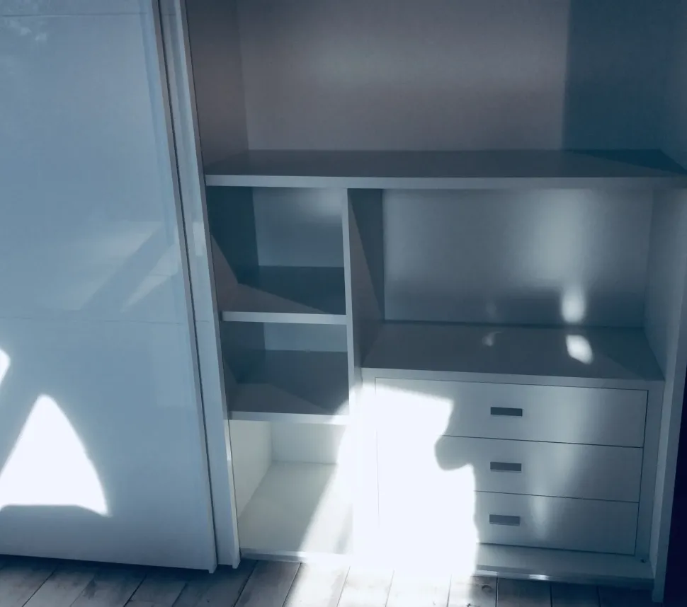 Armadio Artigianale modello Armadio scorrevole A PREZZO SCONTATO