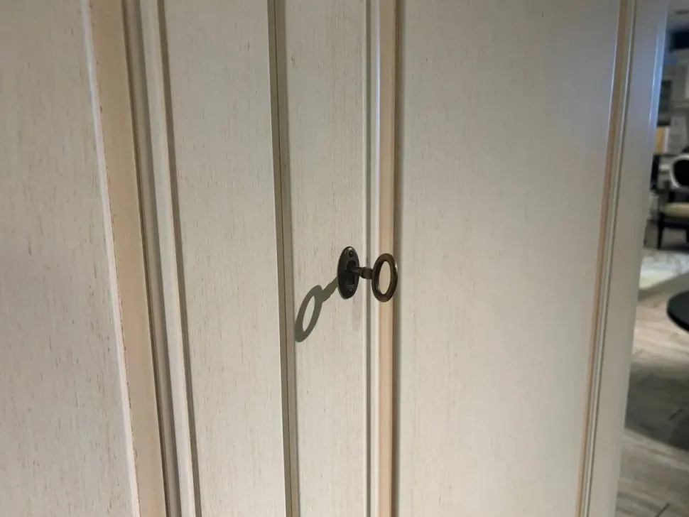 Armadio classico Armadio di Collezione esclusiva a PREZZO OUTLET -40%