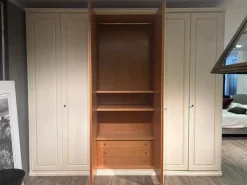 Armadio classico Armadio di Collezione esclusiva a PREZZO OUTLET -40%