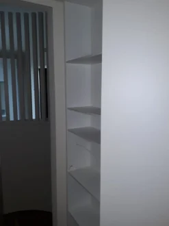 Armadio con ante a soffietto a prezzo scontato modello Core di Caccaro