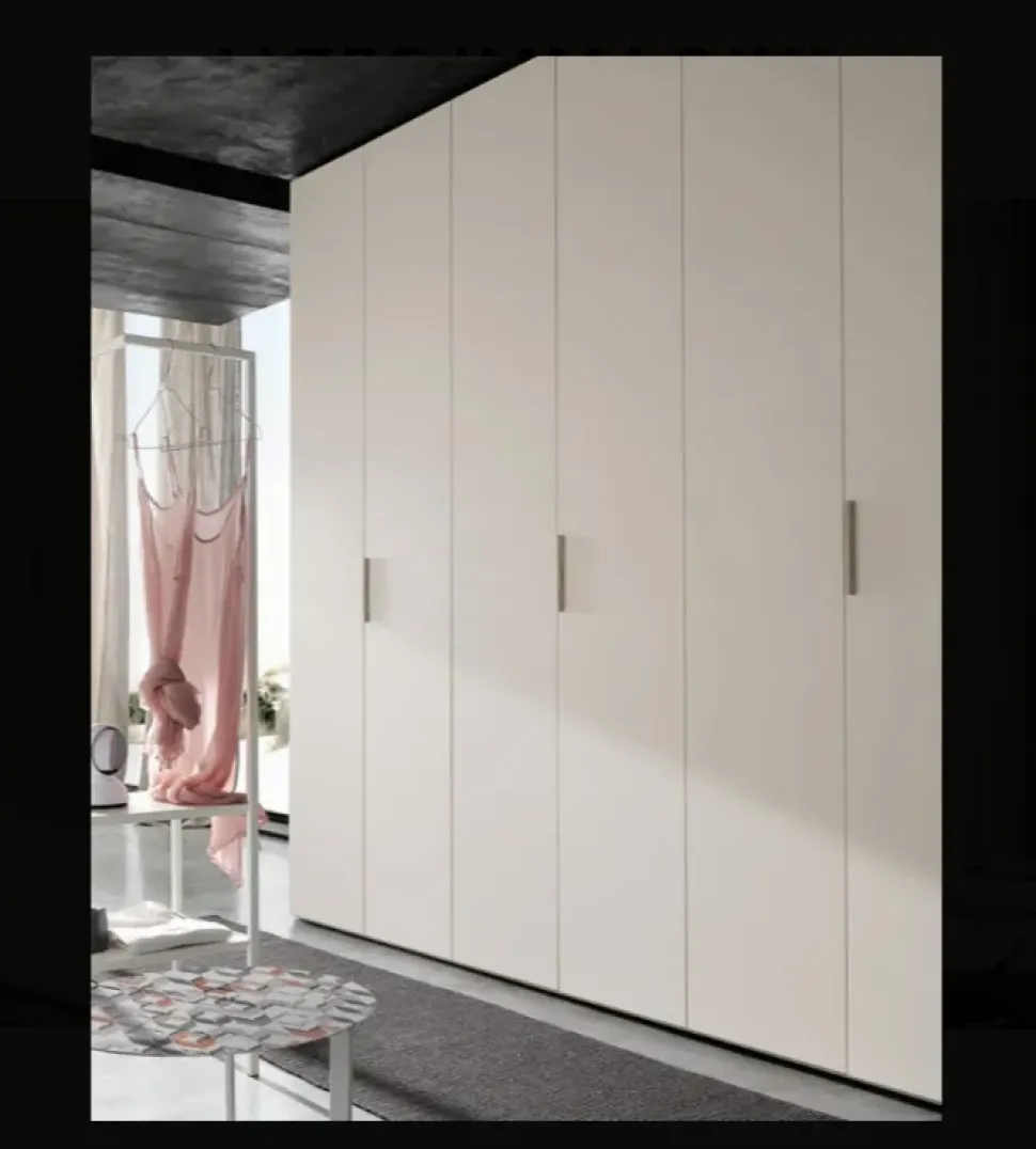 Armadio con ante battenti Anta liscia a prezzo ribassato 30%