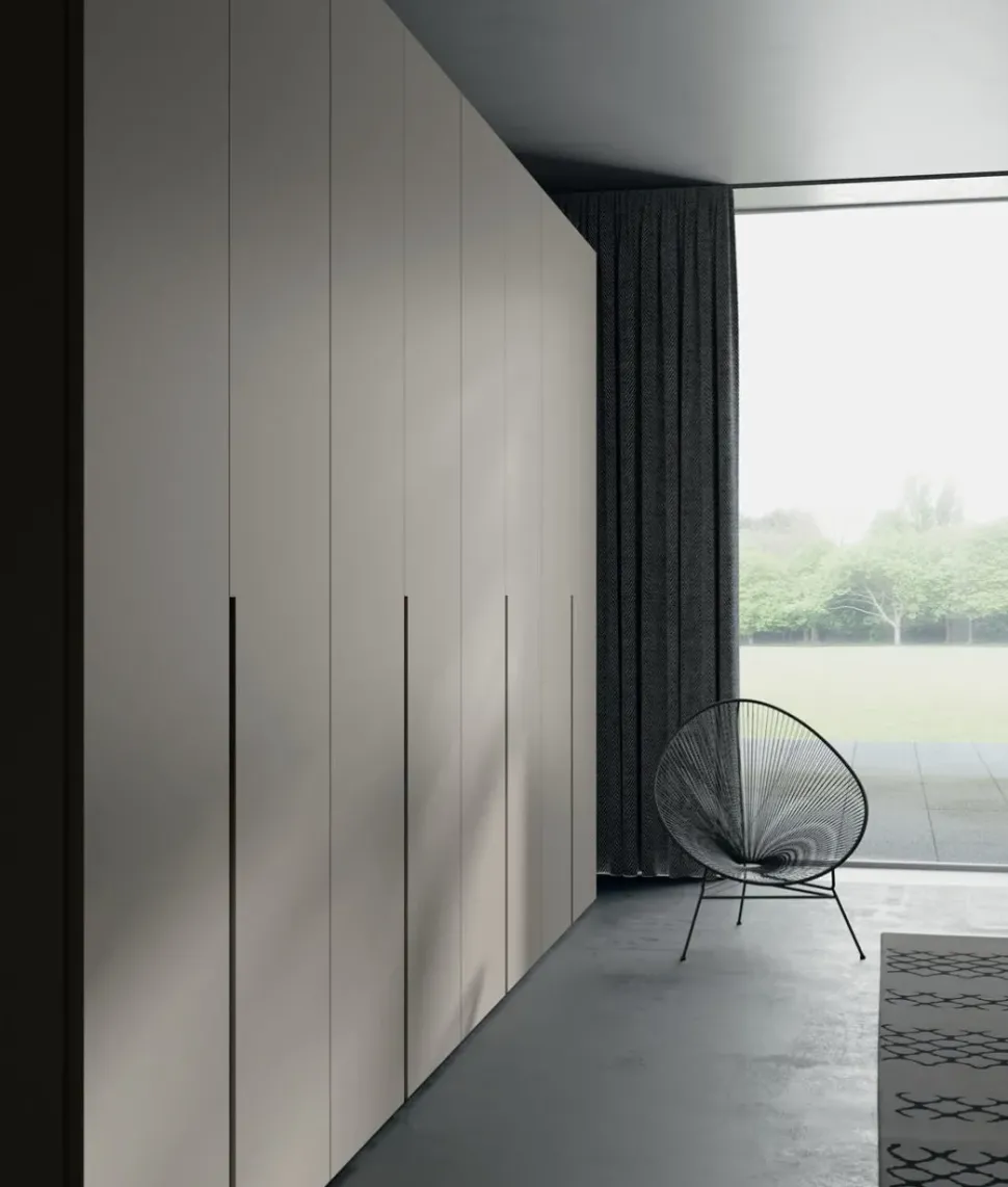 Armadio con ante battenti moderno Armadio battente anta gola 01 Mottes selection a prezzo scontato