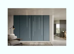 Armadio con ante battenti a prezzo scontato modello Lux di Veneran