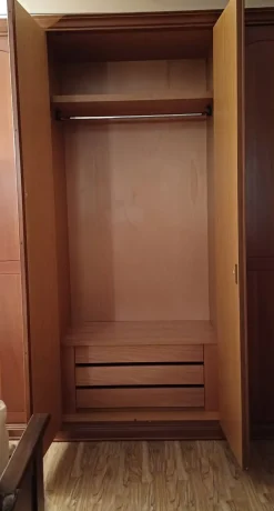 Armadio con ante battenti a prezzo scontato modello Roma di Alf da fre