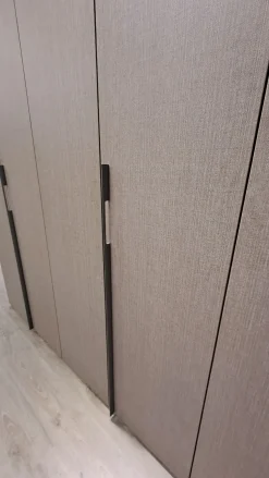 Armadio con ante battenti moderno Leila Tomasella a prezzo scontato