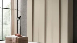 Armadio con ante battenti a prezzo scontato modello Abaco  122 night collection  di Collezione esclusiva