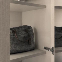 Armadio con ante battenti a prezzo scontato modello White oak di Collezione esclusiva