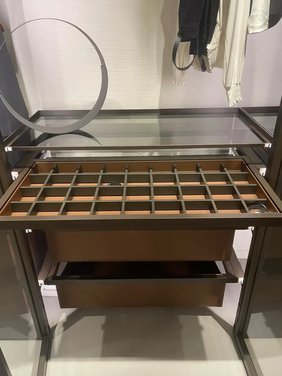 Armadio con ante battenti design Armadio cover rimadesio Rimadesio a prezzo scontato