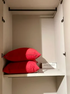 Armadio con ante battenti moderno Night collection Novamobili a prezzo ribassato