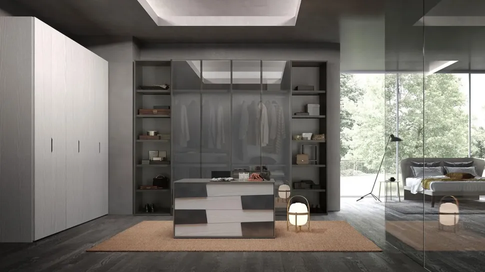 Armadio con ante battenti design Vetro Mobilgam a prezzo ribassato
