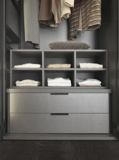 Armadio con ante battenti design Vetro Mobilgam a prezzo ribassato