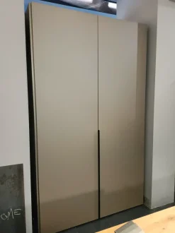 Armadio con ante battenti a prezzo scontato modello Plana di Pianca