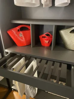 Armadio con ante battenti modello Core scontato del 40%