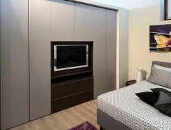 Armadio con ante battenti modello Gola scontato del 30%