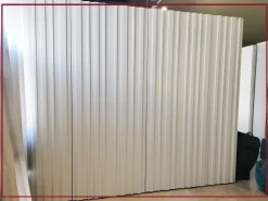 Armadio con ante battenti modello Stave scontato del 30%